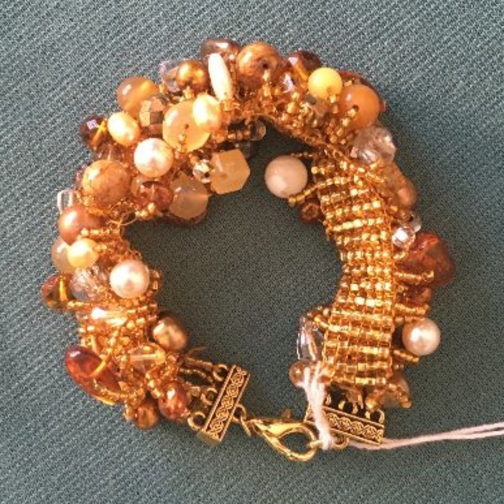 *HOST PICK* Beaded bracelet